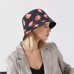 Cute Bucket Hat Reversible Double-Side-Wear Strawberry
